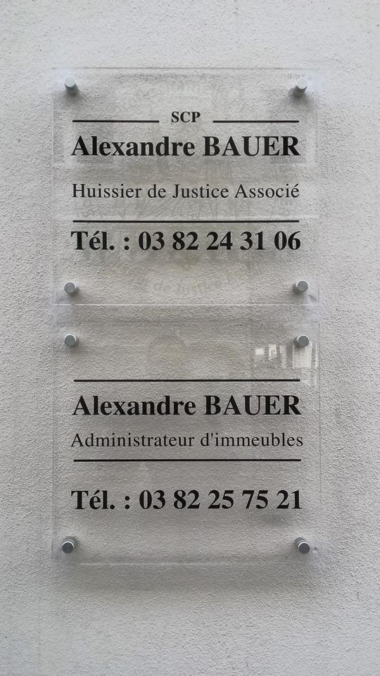 Plaque en plexiglas