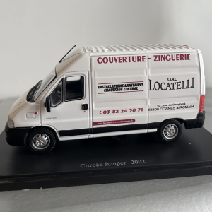 Covering miniature